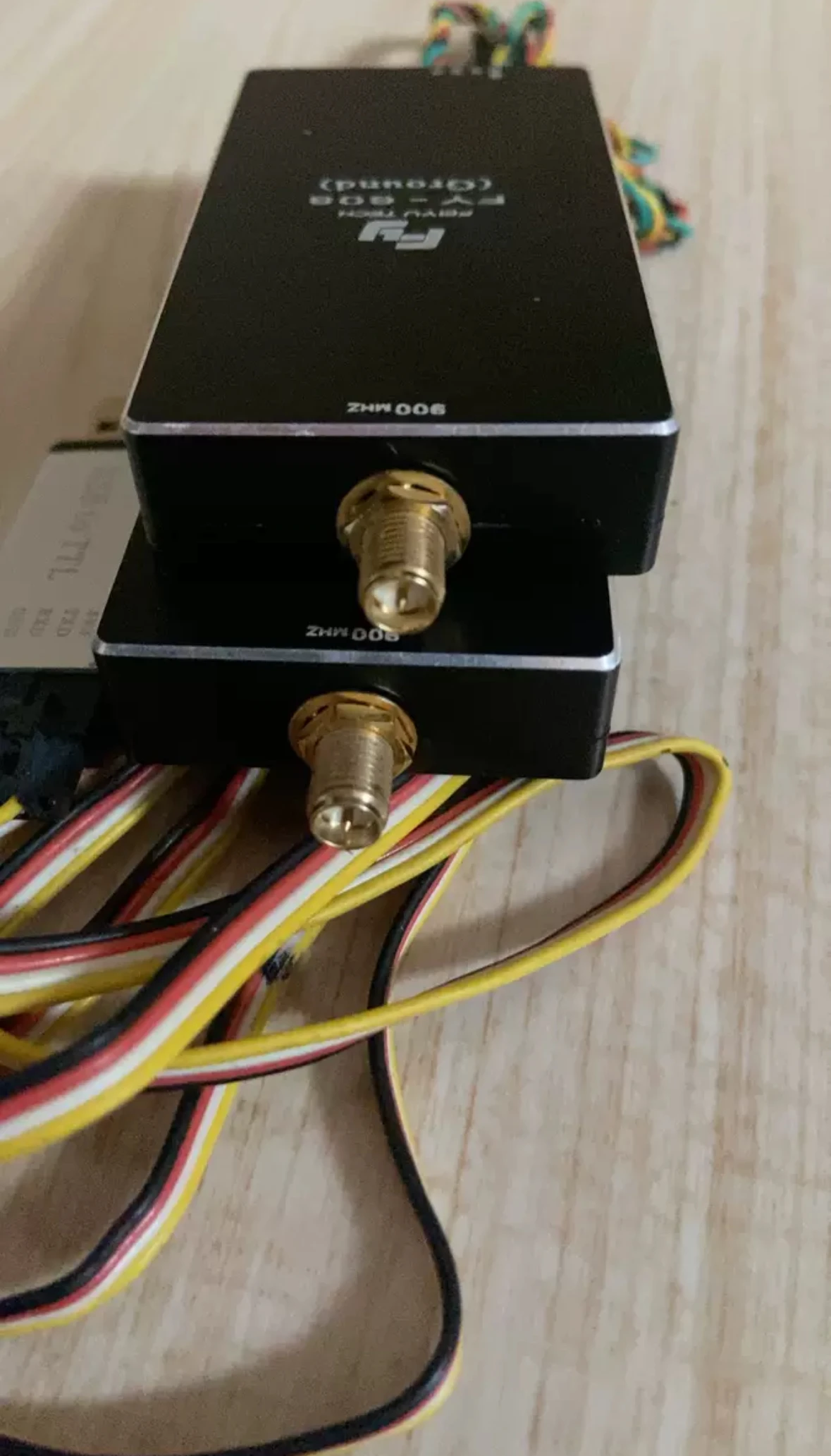 1 pair FEIYUTECH Fy-608 915MHZ - đánh giá và giá Fpv Drone Battery